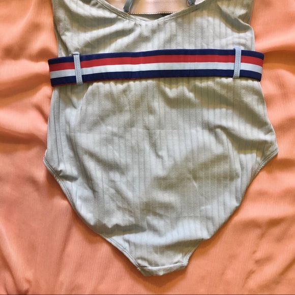 NWT! Sz. M Juicy Couture Suit - Picture 15 of 16